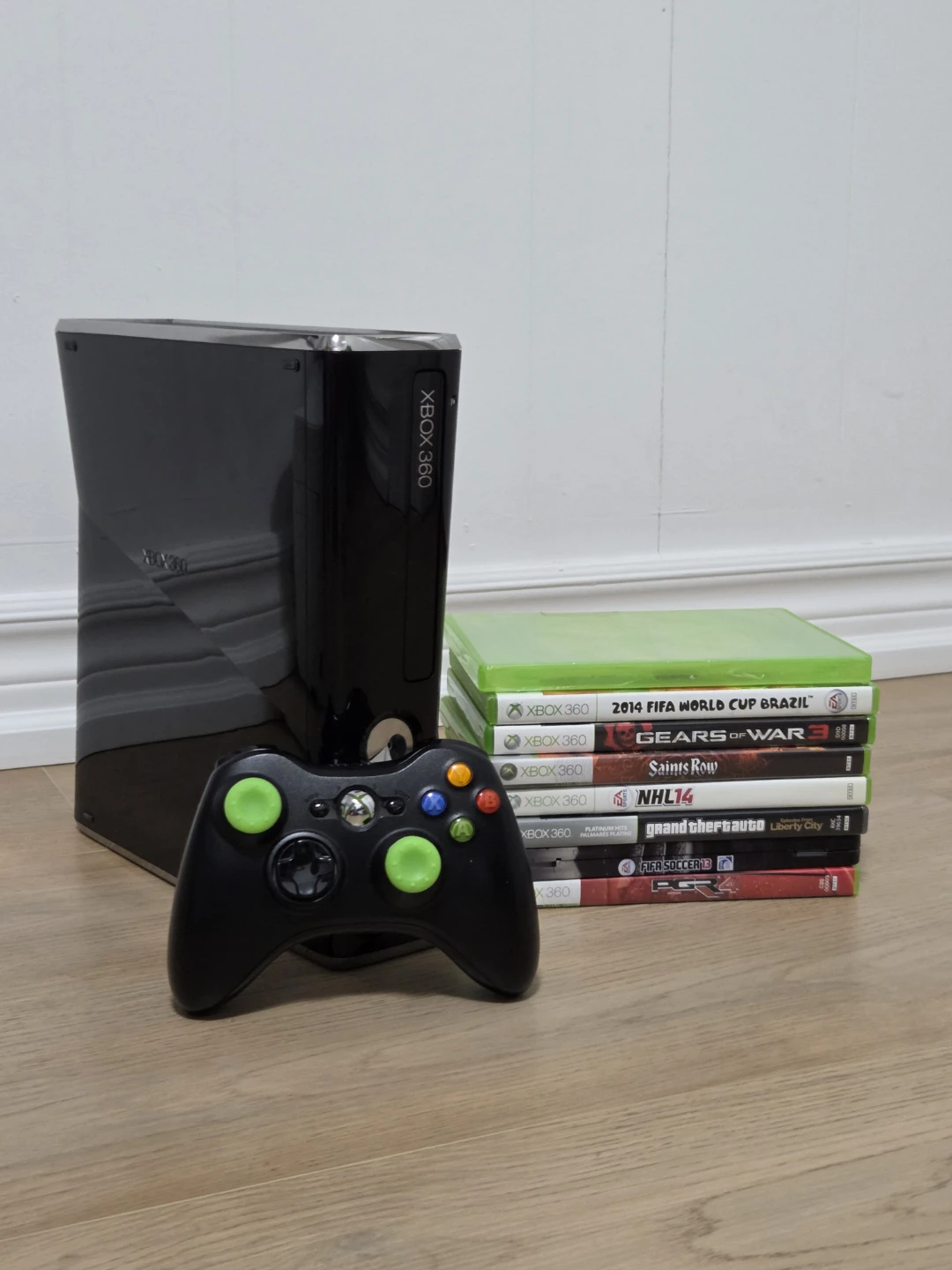 Xbox 360, BlackPiano Edition 250gb - photo 2