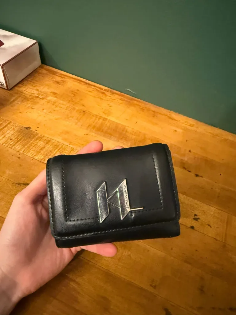 Karl Lagerfeld Black Leather Wallet image indicator(6)