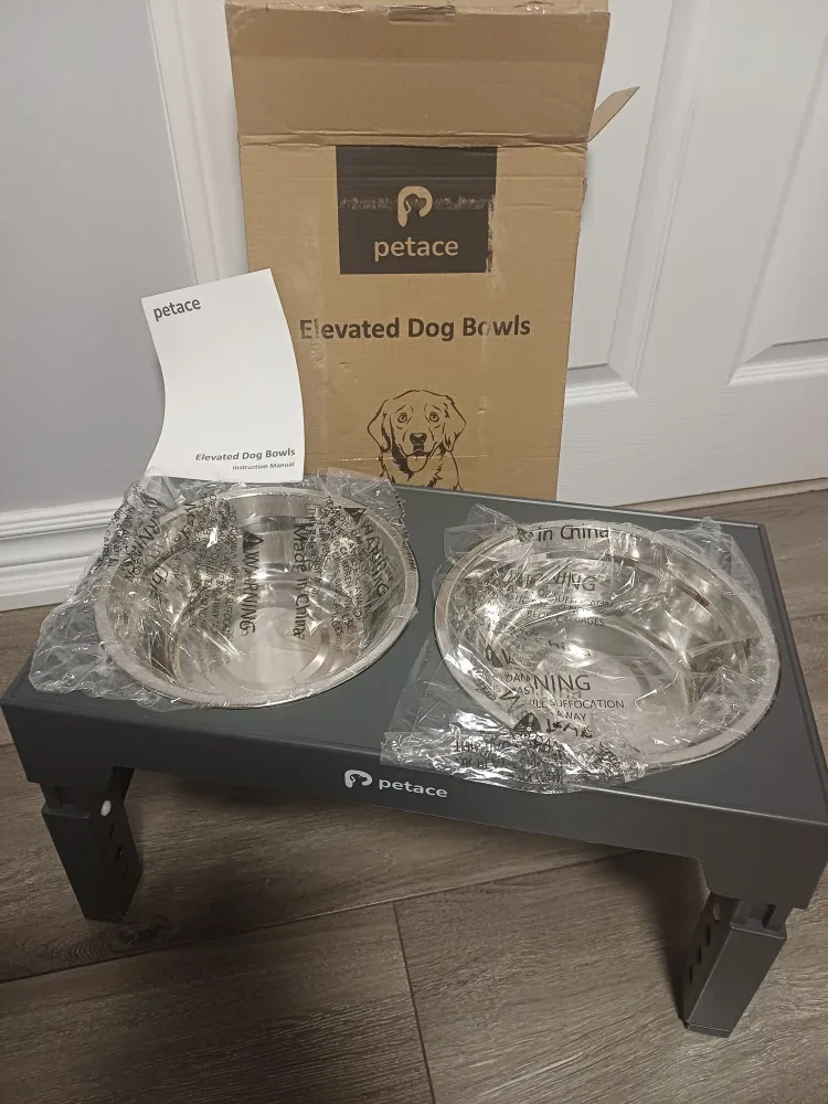 Petace Elevated Dog Bowls - New in Box! image indicator(6)