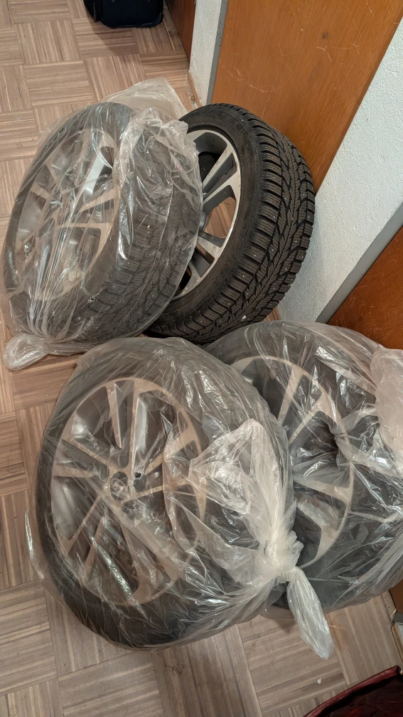 Firestone Winterforce 2 Studded Tires - 225/45R17 - photo 2