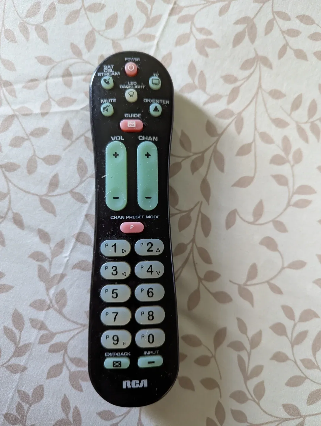 Samsung TV with RCA remote control image indicator(2)