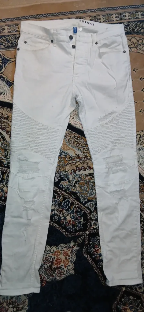 H&M White Skinny Jeans