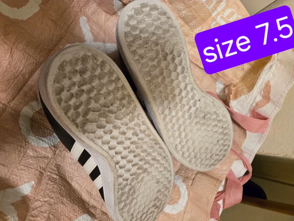 Adidas Grand Court Sneakers - Size 7.5 image indicator(2)