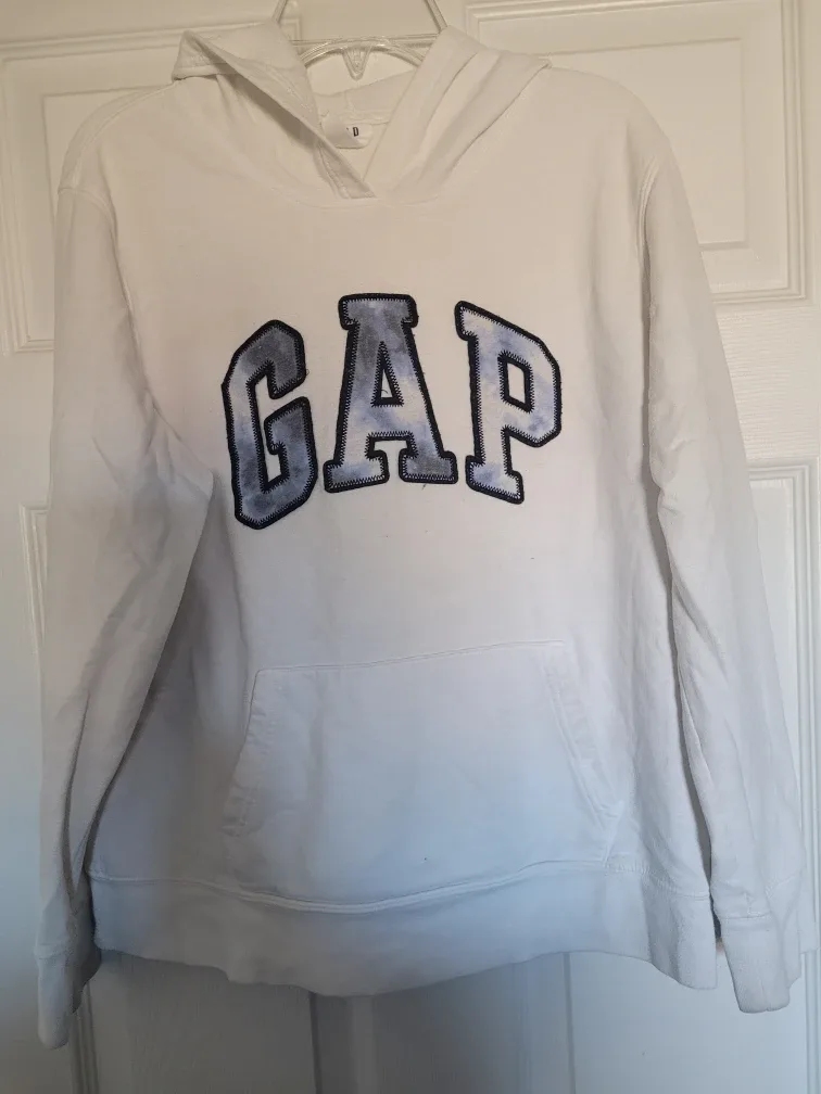 Girls' Clothes 10-12 years old : Puma, Fila, Gap, & More! image indicator(4)