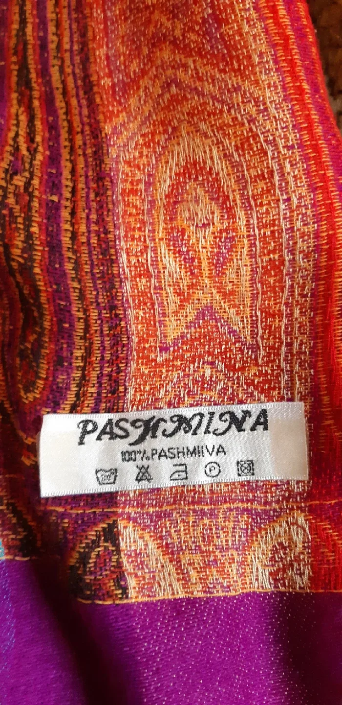 2  Gorgeous Pashmina Scarves image indicator(2)