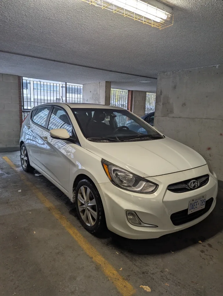 2013 Hyundai Accent GL 5DR