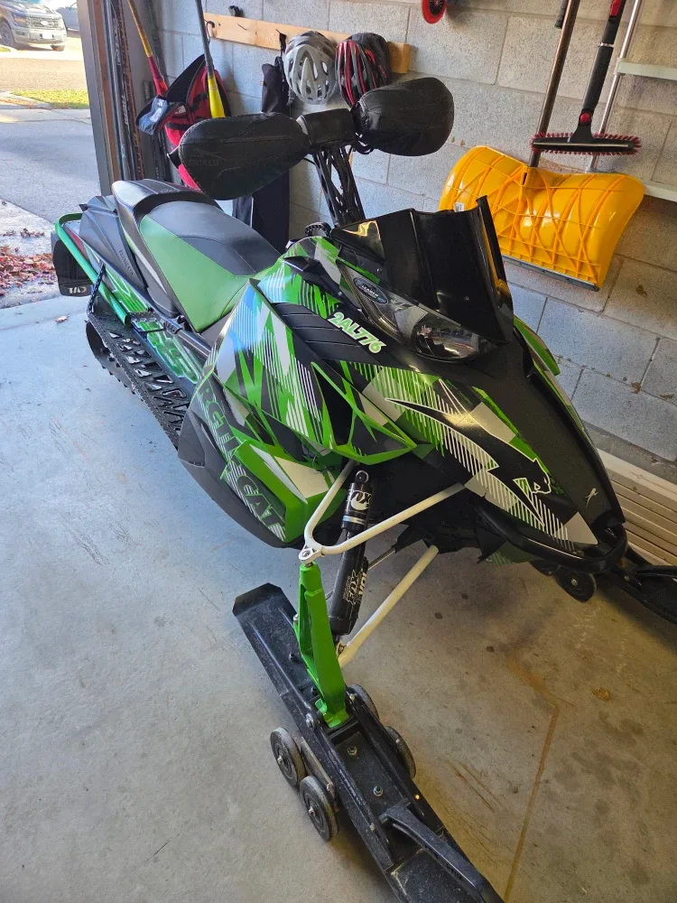 Arctic Cat RR 800 Snowmobile image indicator(5)