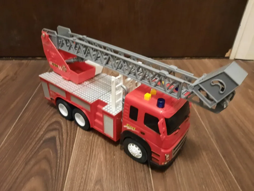 $5 Fire Rescue Ladder Truck