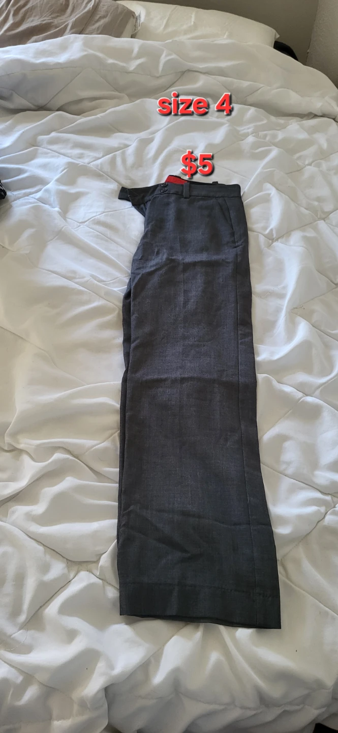 Women's clothing lot - photo 5