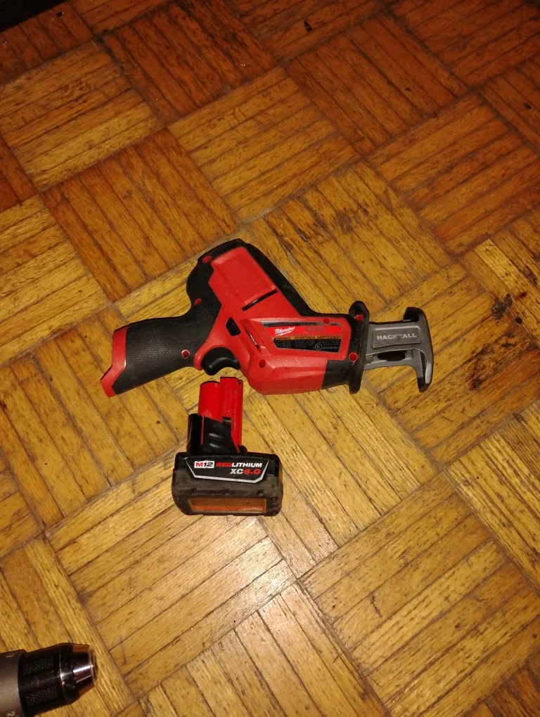 Milwaukee M12 Fuel Tool Set image indicator(4)