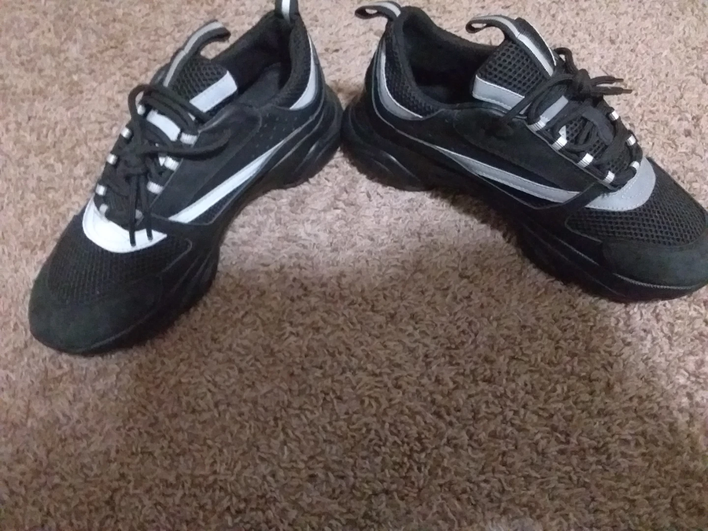 Size 10.5 Dior Men's B22 Sneaker - Black - photo 4
