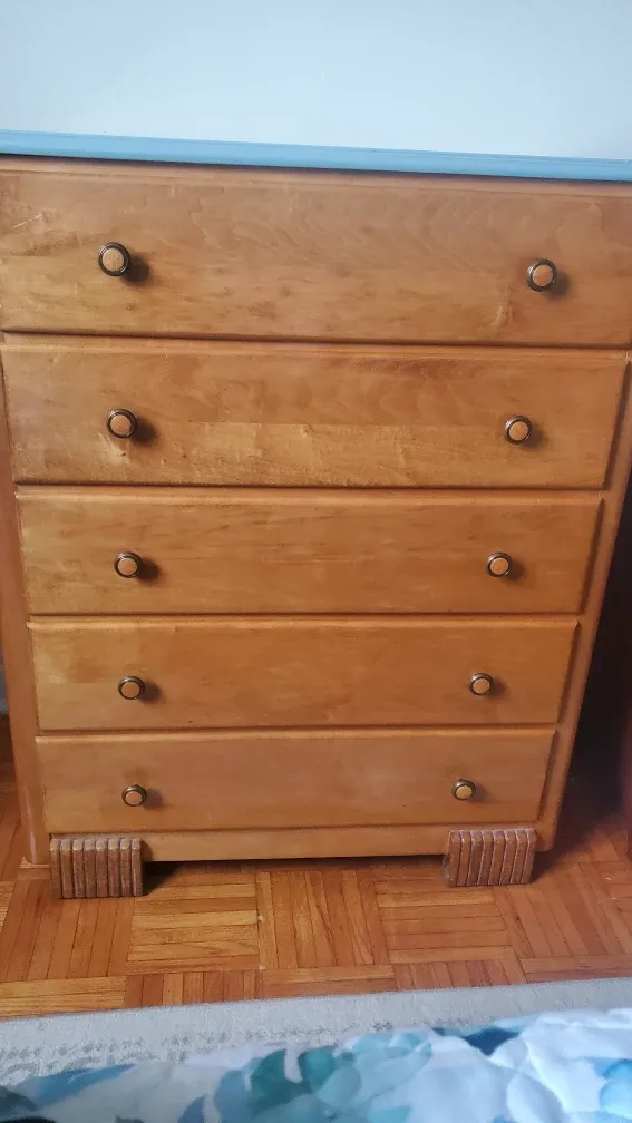 Wooden 5-Drawer Dresser