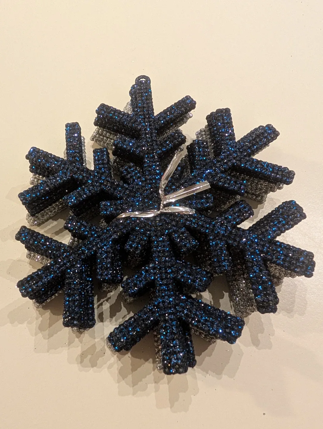 NEW Rhinestone Snowflake Christmas Ornaments image indicator(2)