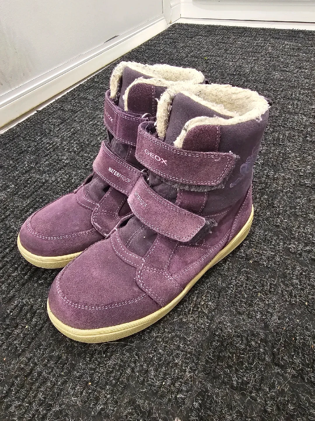 Geox Waterproof Purple Winter Boots Size 3 image indicator(3)