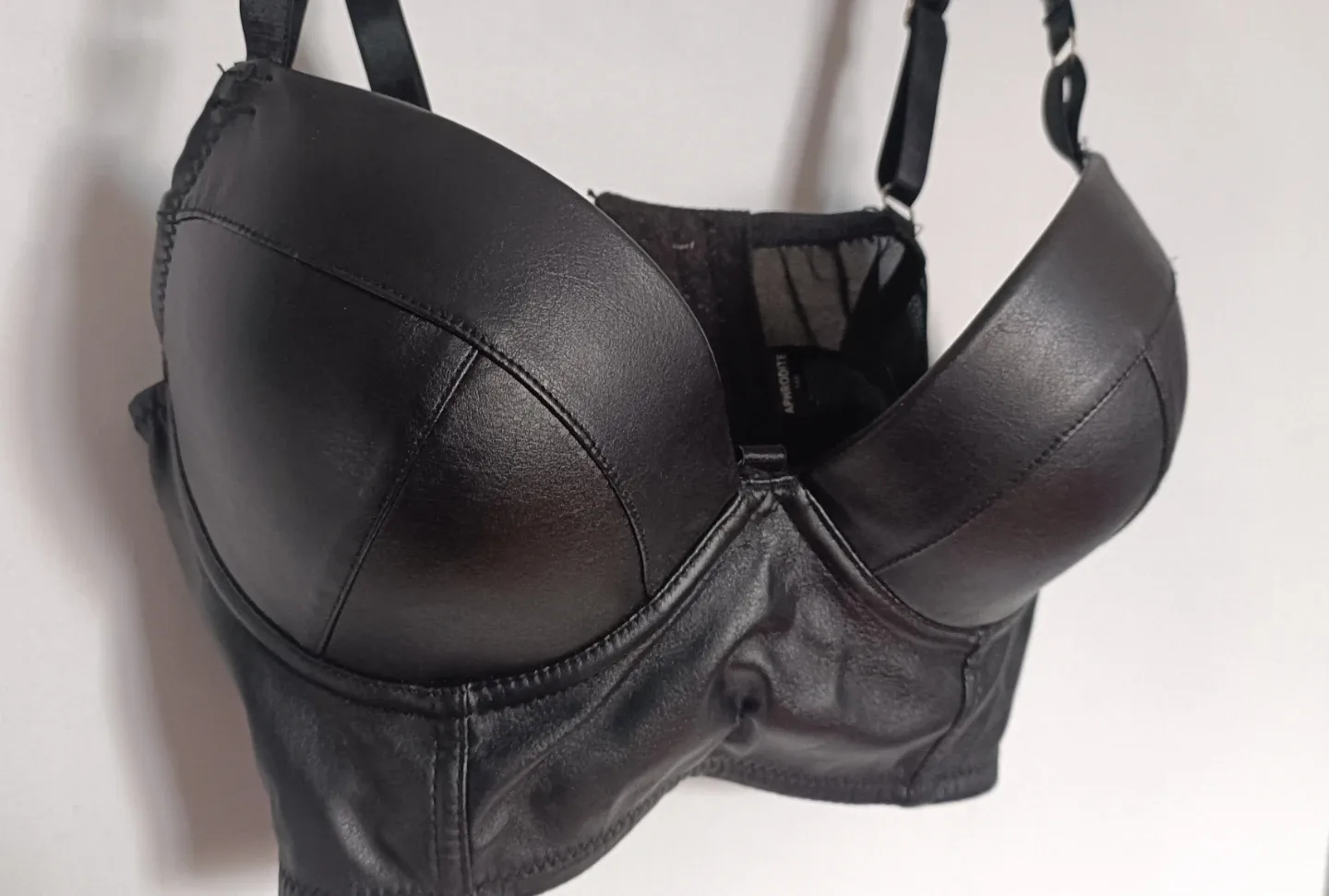 Black Leather Bralette image indicator(2)