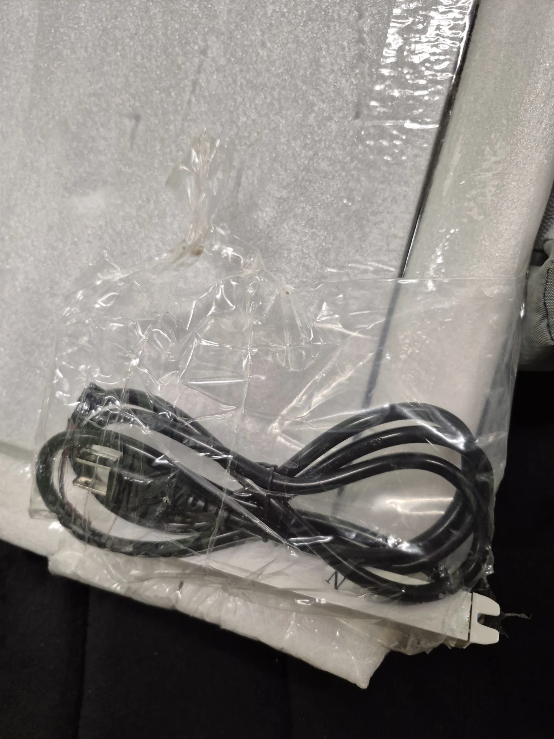 LED Vanity Mirror - New - photo 3