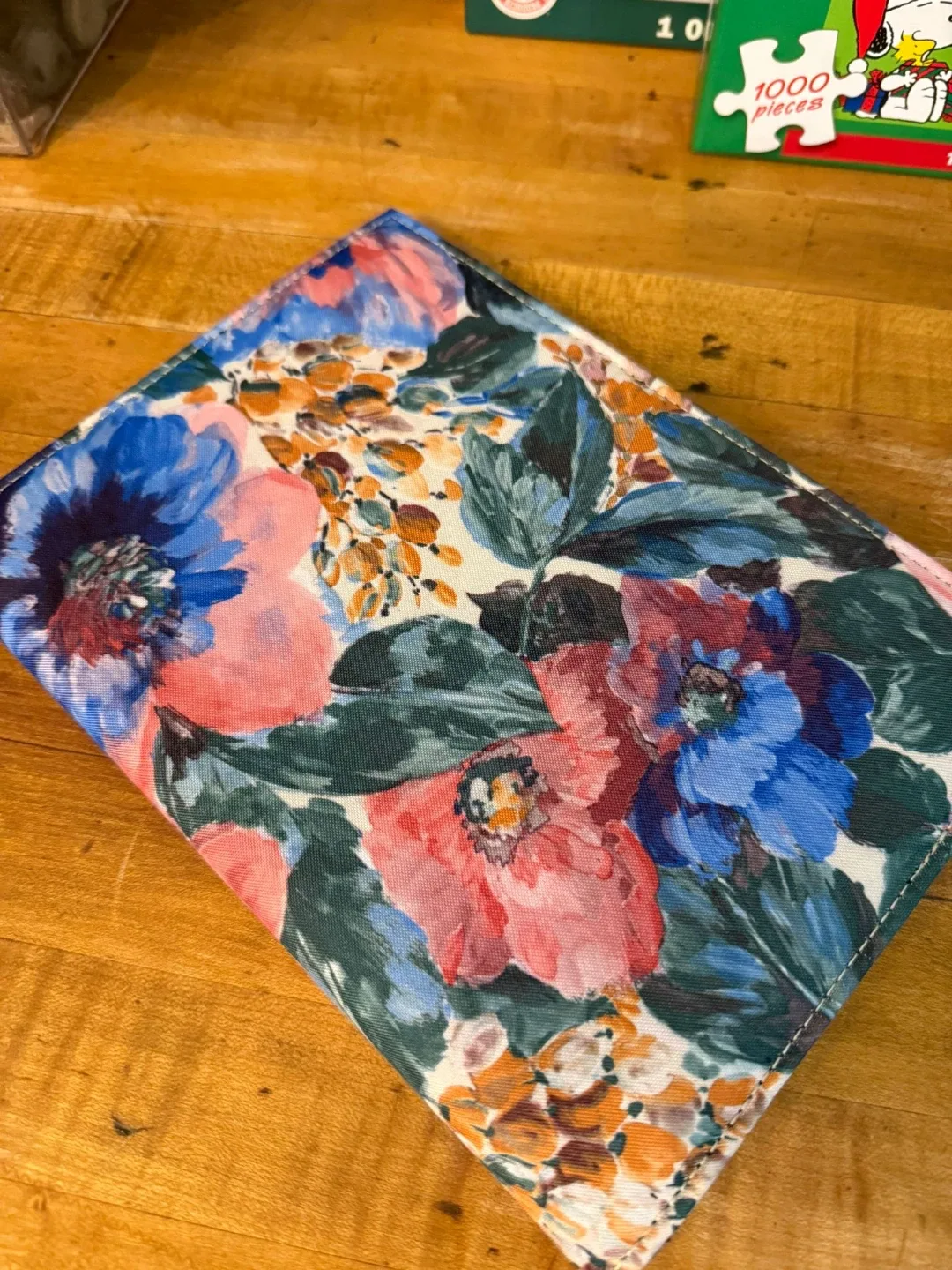 Floral Print Cosmetic Bags & Notebook image indicator(2)