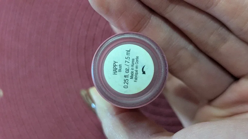 Rare Beauty Blush & Sephora Brow Pencil image indicator(3)