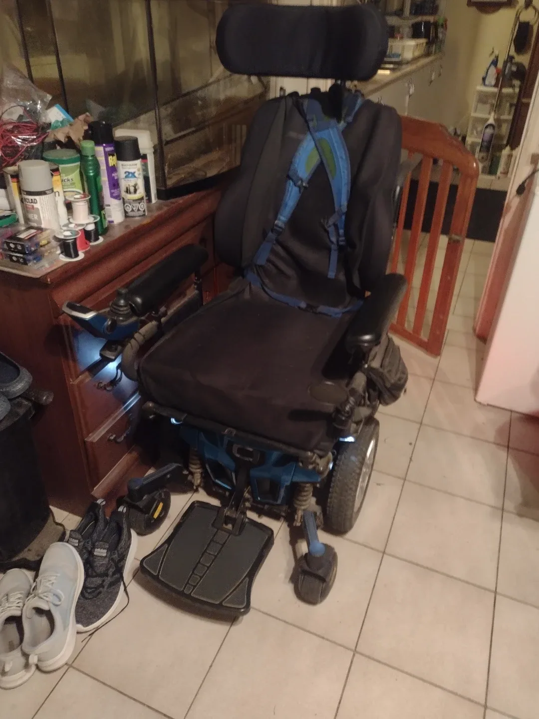 Quantum M Essential Power Wheelchair image indicator(3)