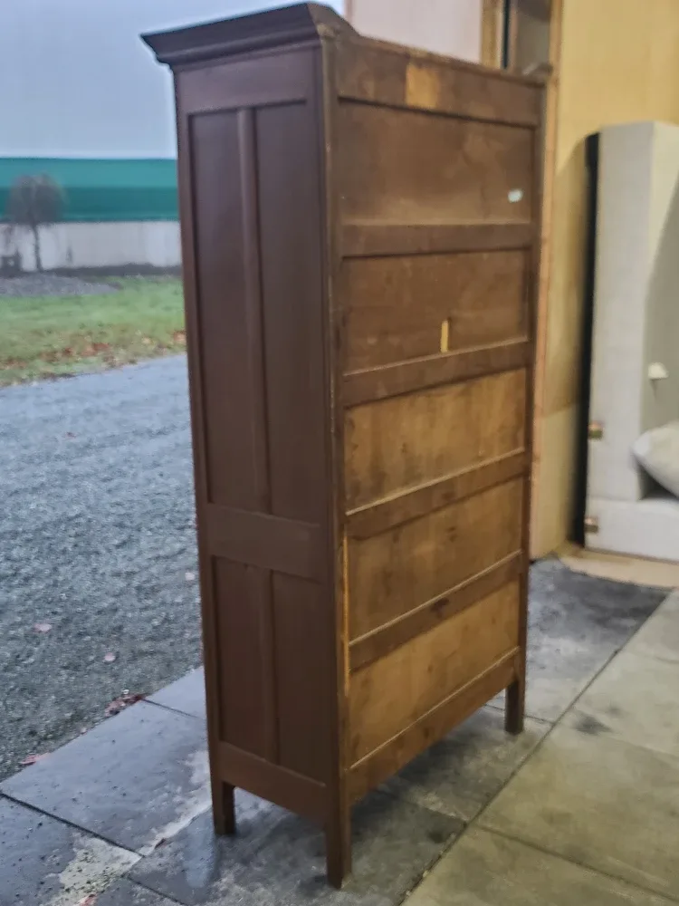 Vintage Wooden Display Cabinet image indicator(4)