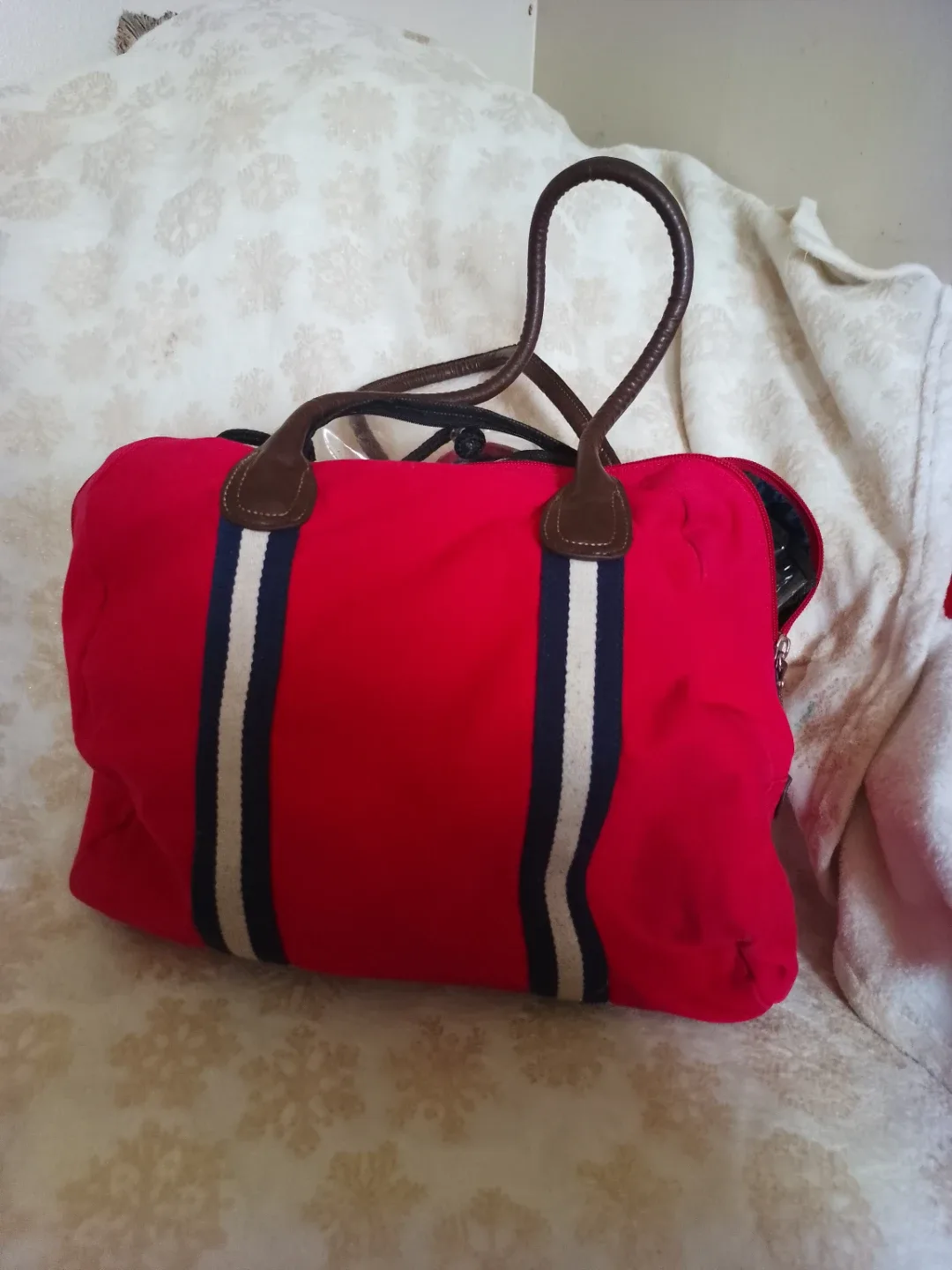 Tommy Hilfiger Red Duffle Bag image indicator(3)