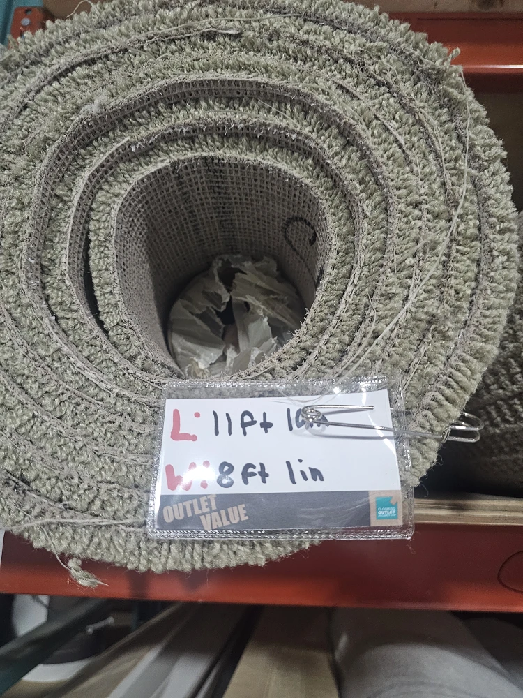 Carpet Roll - 11ft 10in x 8ft 1in