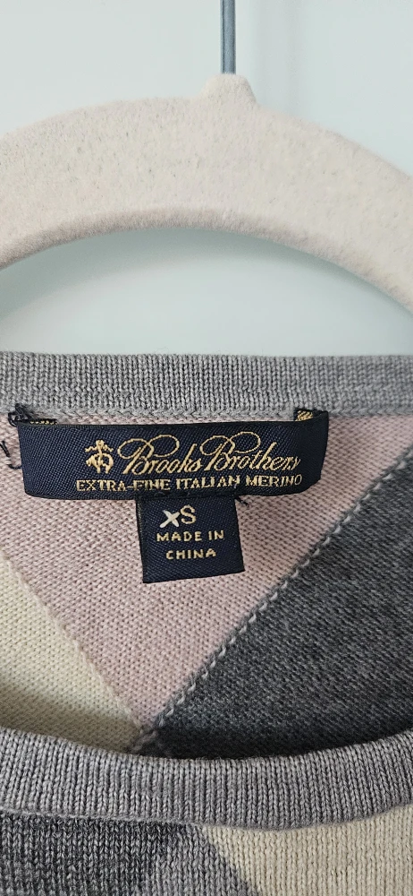 Brooks Brothers Merino Wool Argyle Sweater, size XS - photo 2