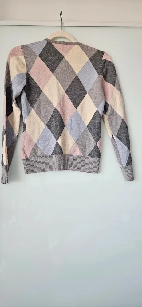 Brooks Brothers Merino Wool Argyle Sweater, size XS image indicator(4)