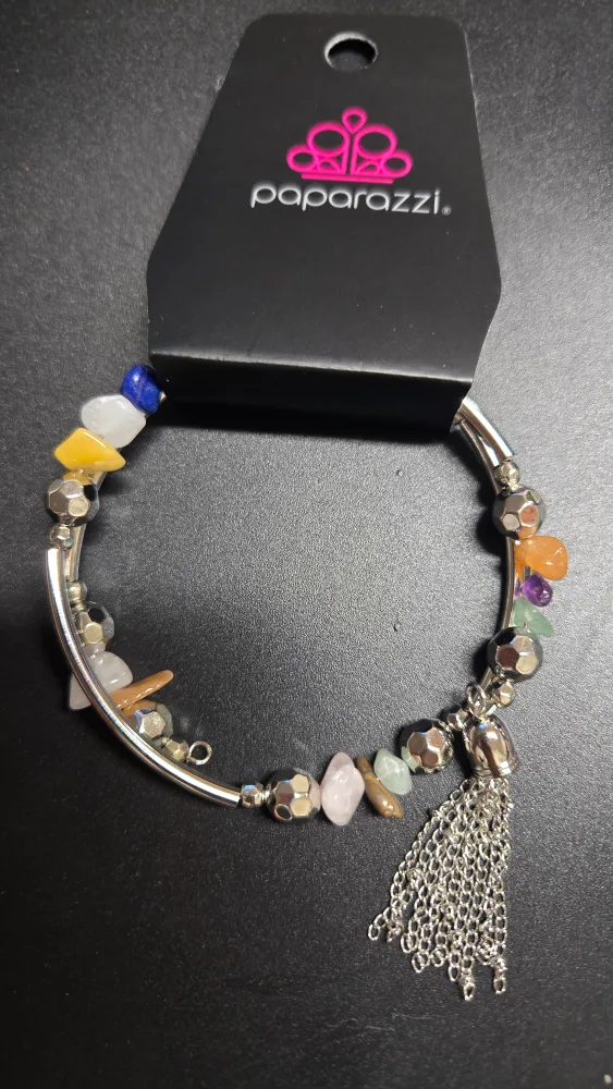 Paparazzi 4 pcs Jewelry Set: Earrings, Bracelet, Necklace, Ring image indicator(4)