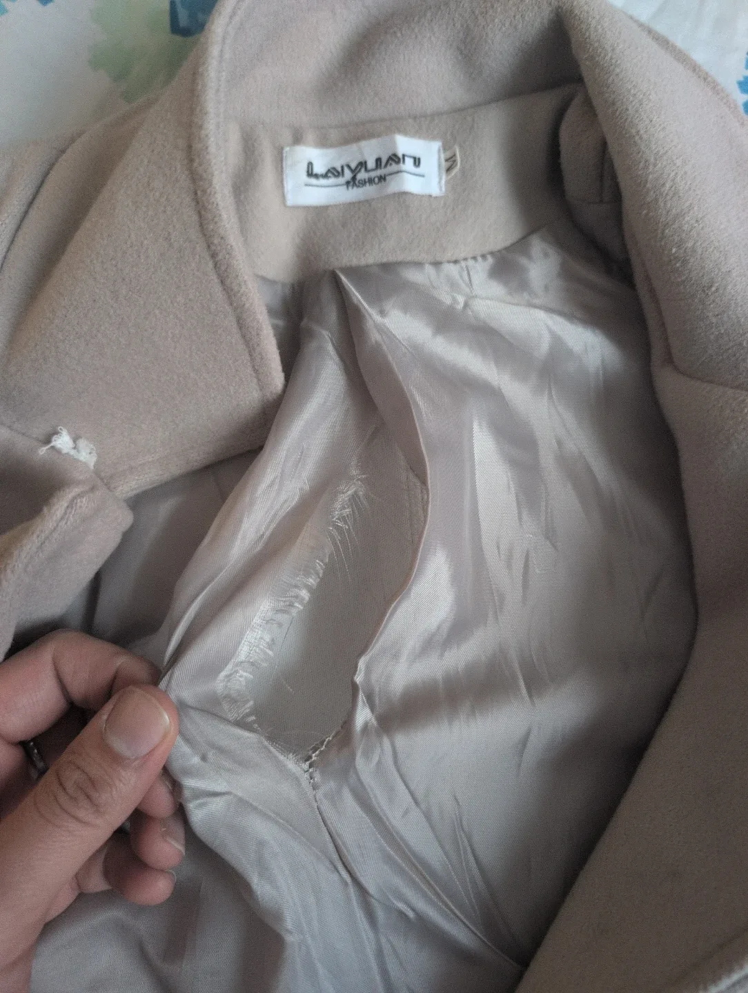 Layuan Fashion Beige Coat - Size M image indicator(4)