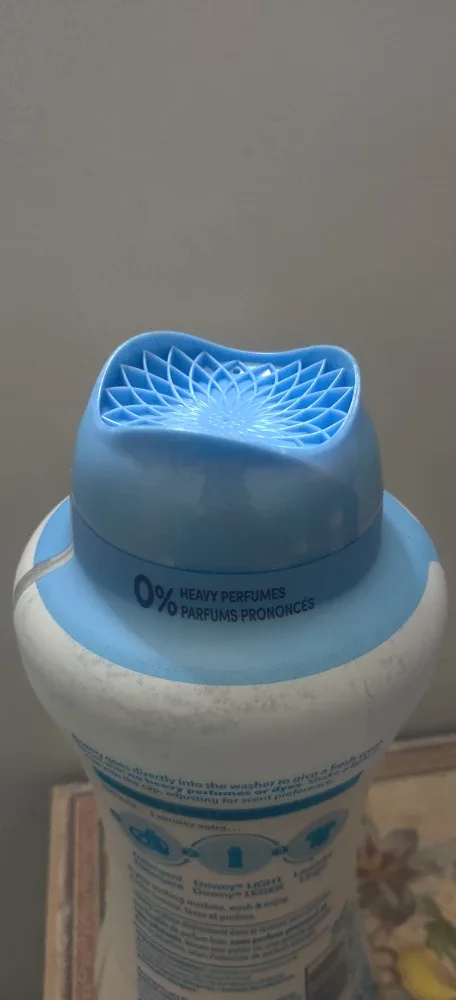 Downy Light Ocean Mist Laundry Scent Booster Beads - 680g image indicator(4)