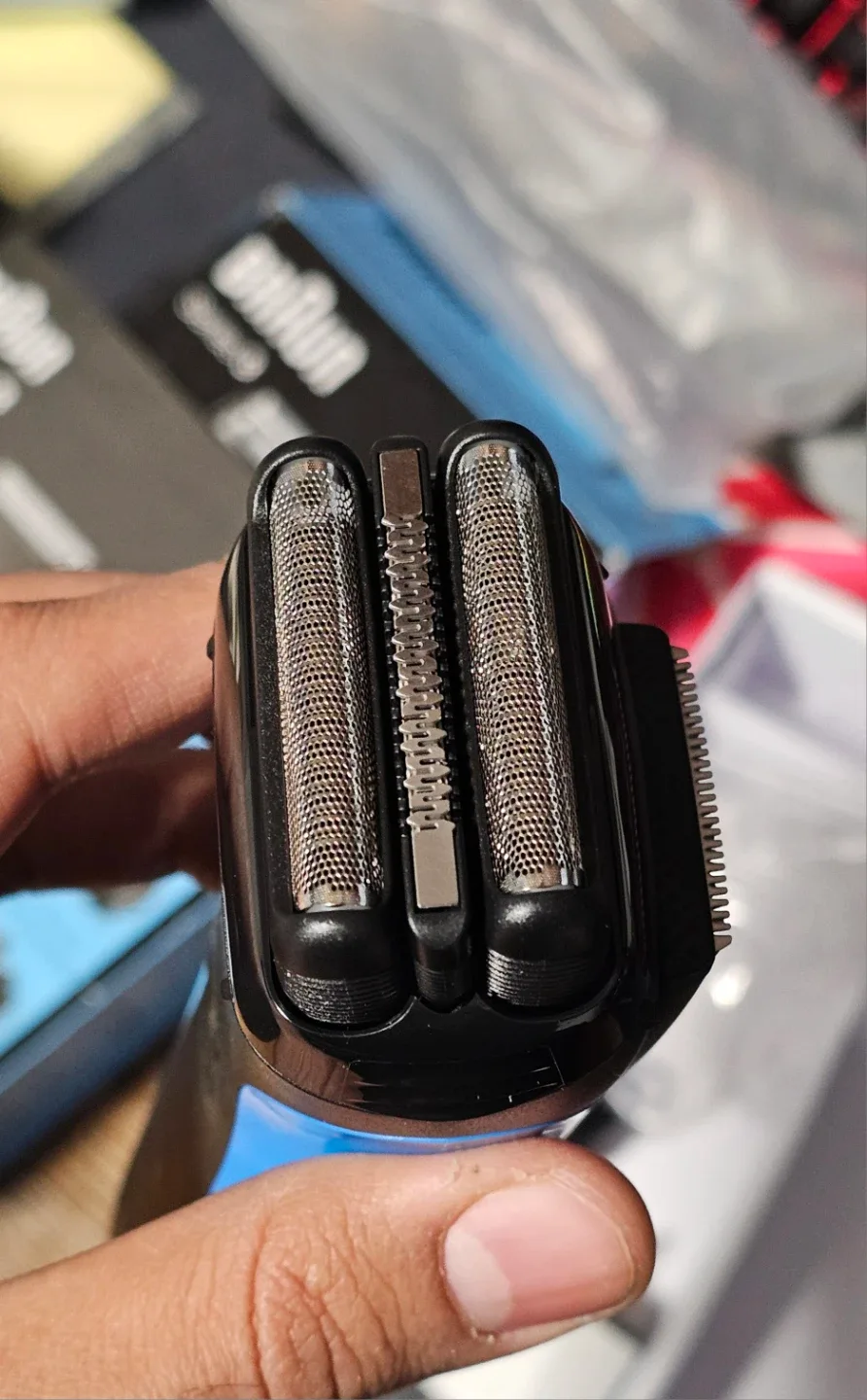 Braun Series 3 310s Wet & Dry Electric Shaver - New image indicator(5)