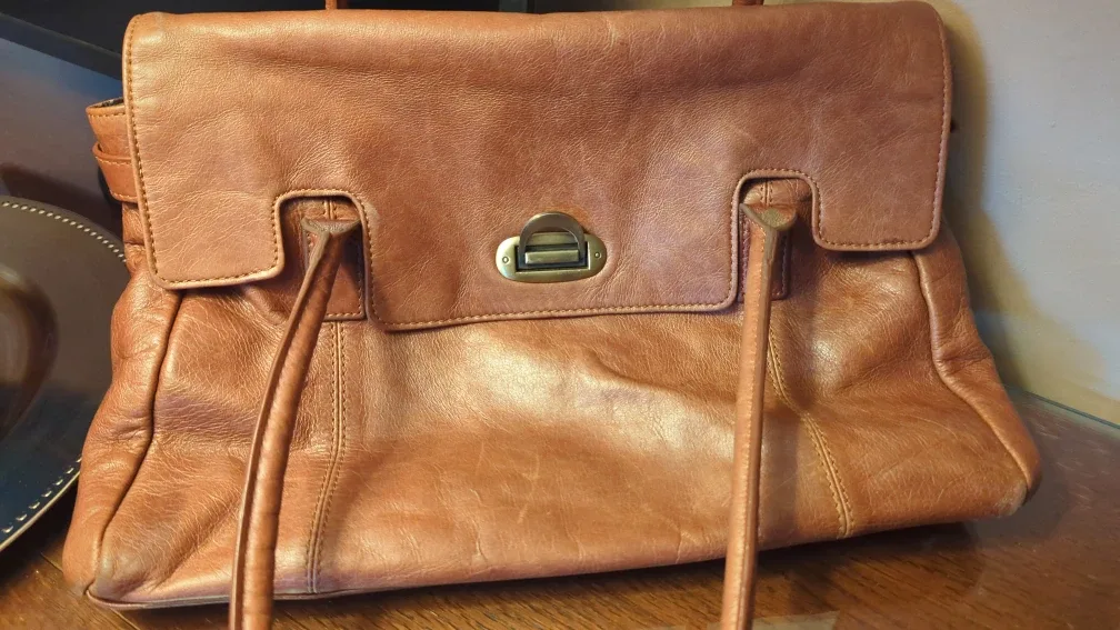 Leather Handbag - Brown And Soft!