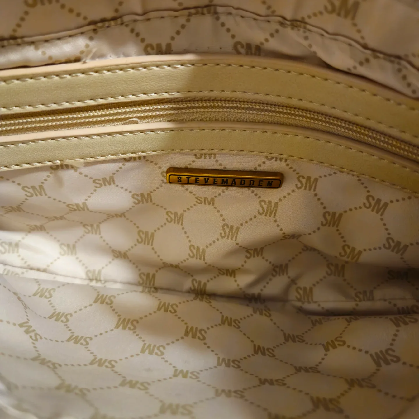 Steve Madden Cream Bag image indicator(4)