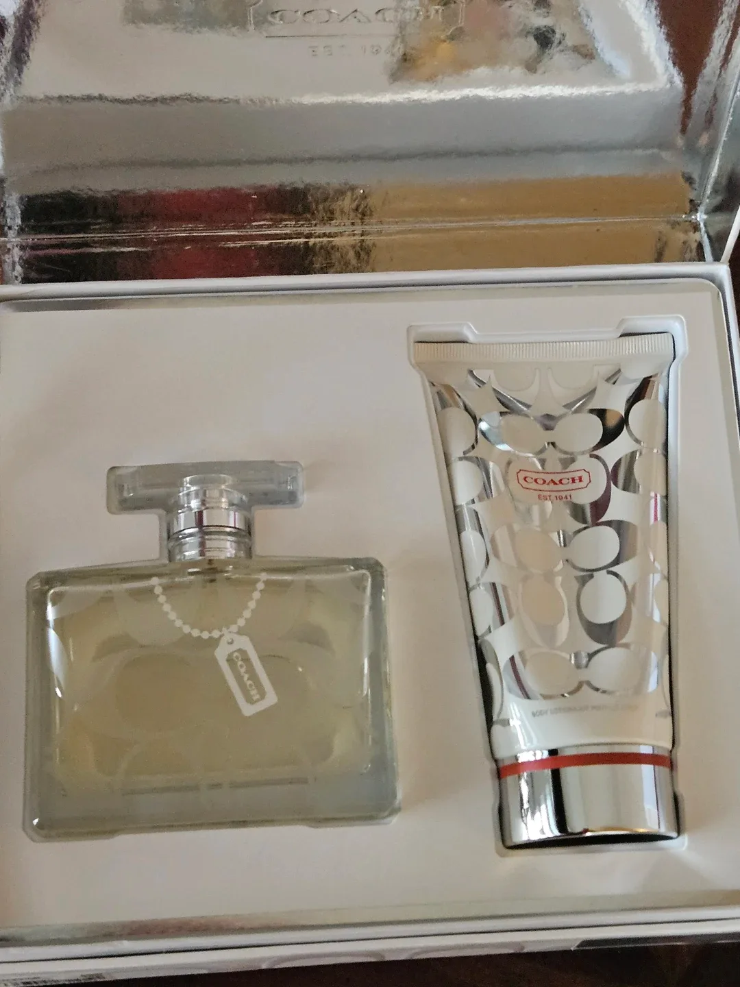 Coach Signature Perfume & Body Lotion Set thumbnail