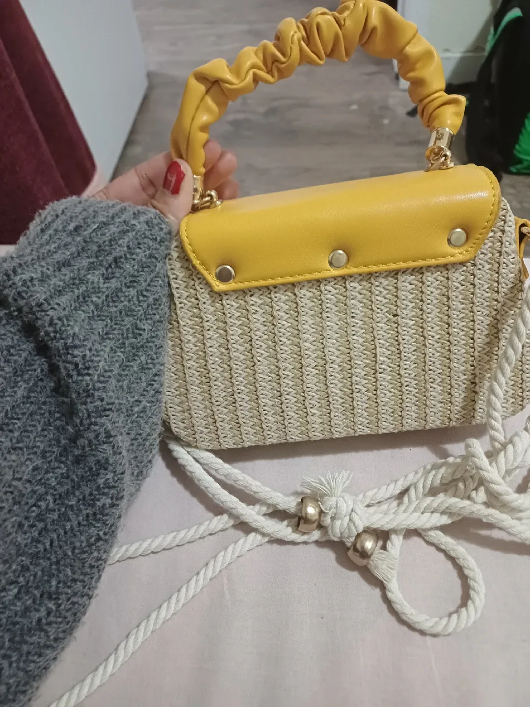 Yellow & Woven Straw Small Purse image indicator(3)
