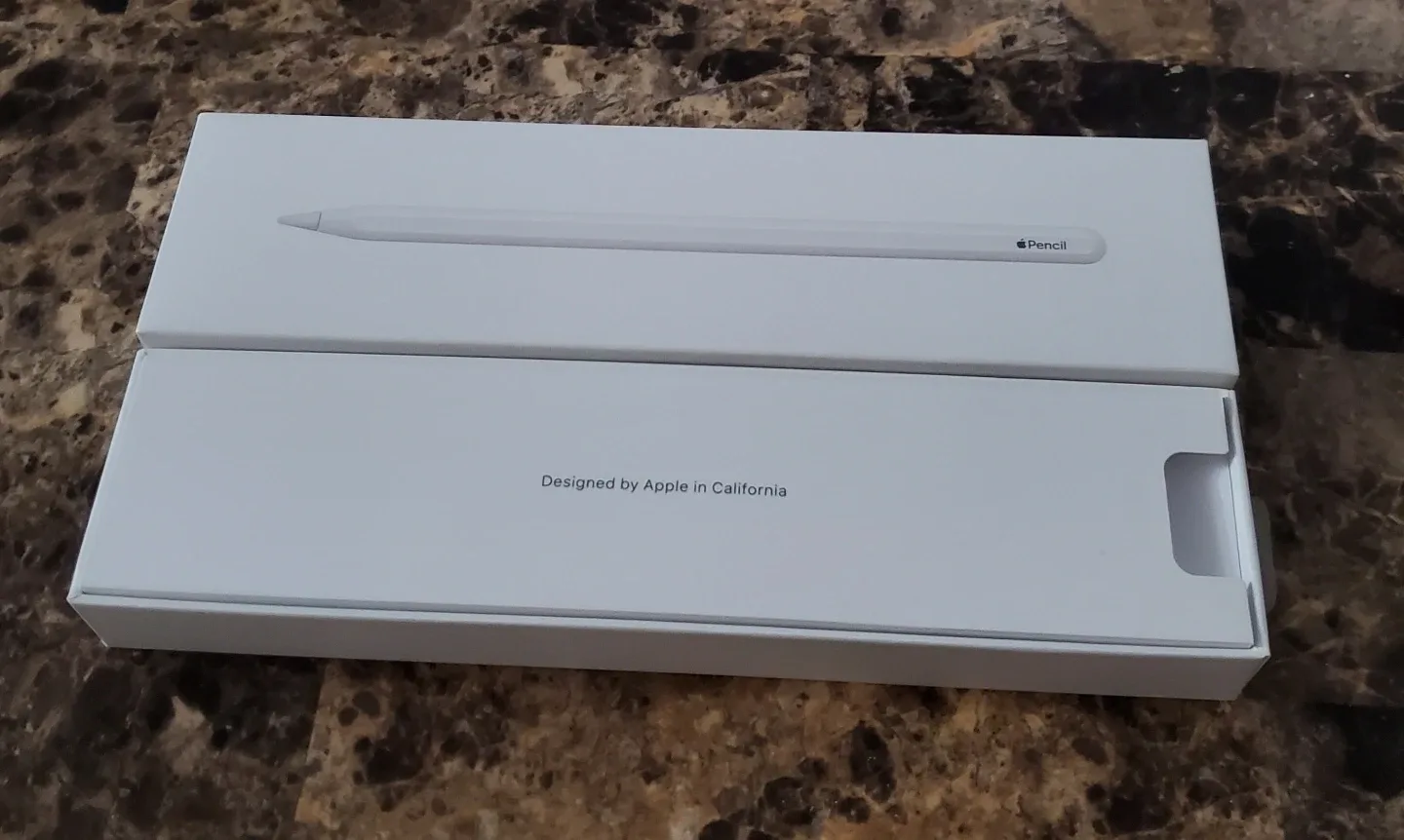 New Apple Pencil (2nd Generation) image indicator(4)