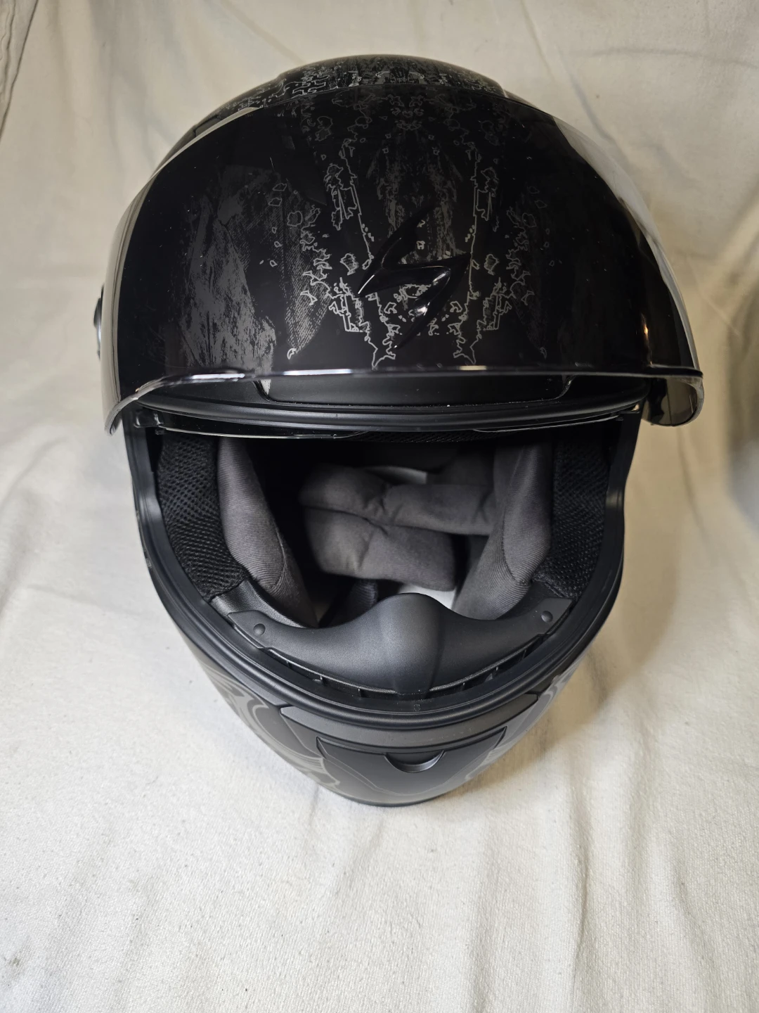 Scorpion Motorcycle Helmet - Size L - photo 2
