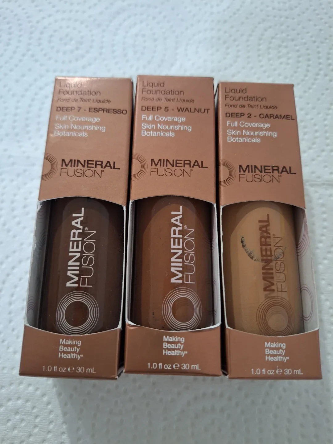 Mineral Fusion Liquid Foundation - Espresso, Walnut, Caramel
