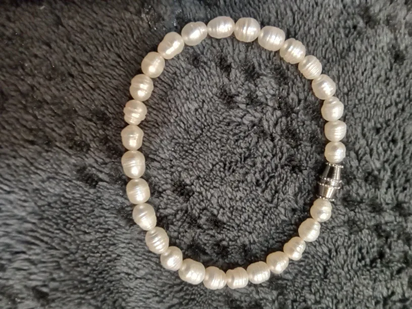 Real fresh water Pearl Bracelet