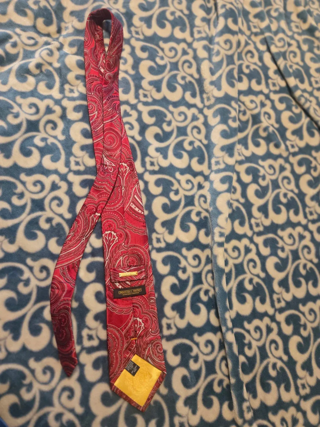 Donald J. Trump Signature Collection Red Paisley Tie image indicator(2)