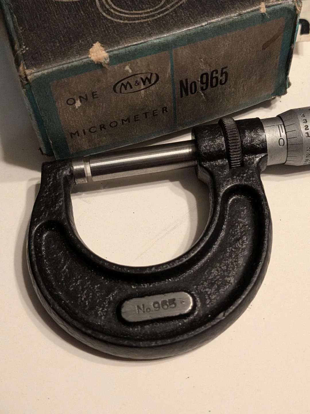 Vintage Moore & Wright Micrometer No. 965 w/ Box image indicator(4)