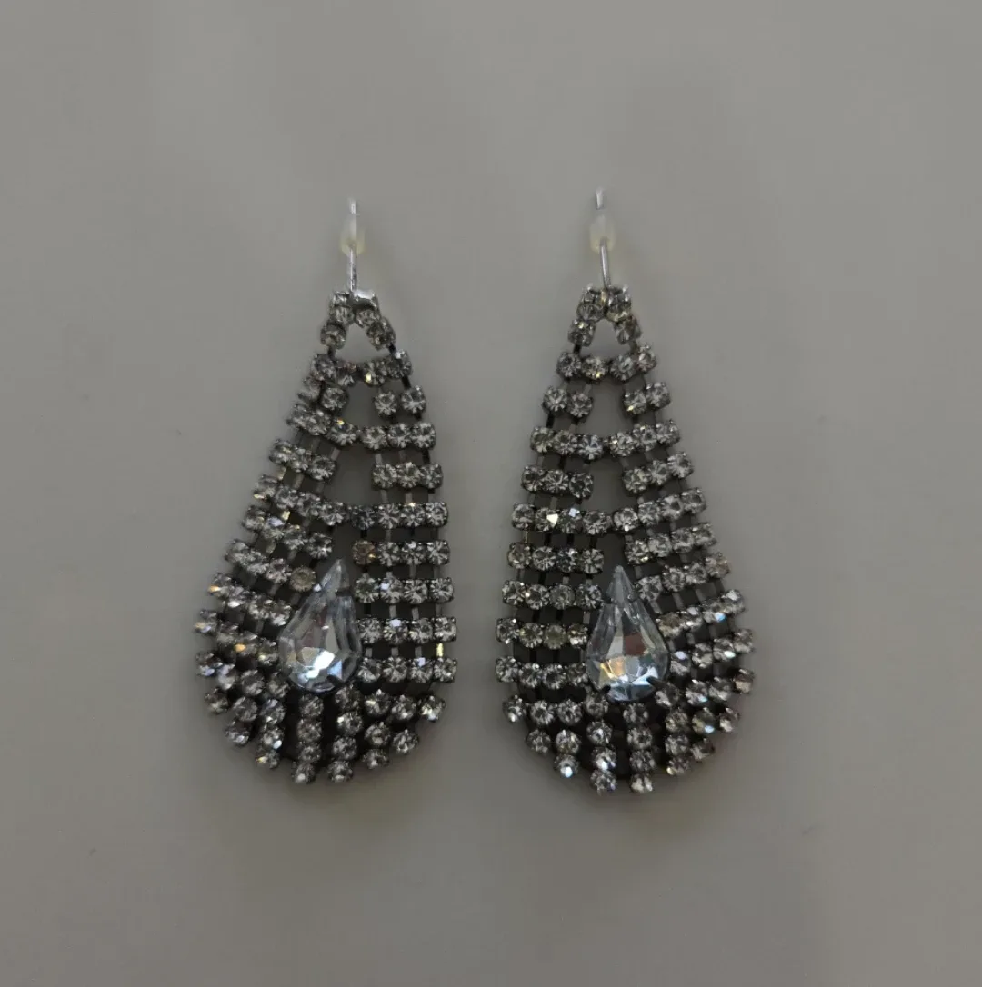 Rhinestone Dangle Earrings