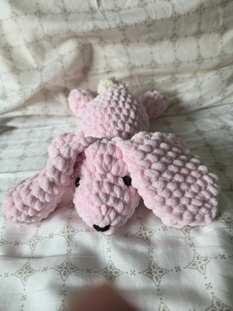 Pink Crochet Stuffed Animal 🥕 - photo 3