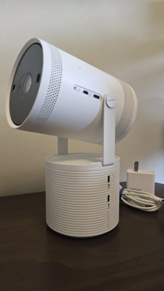 Samsung The Freestyle Projector 2nd Gen - photo 4