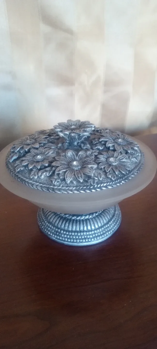 Decorative Trinket Dish with Floral Design