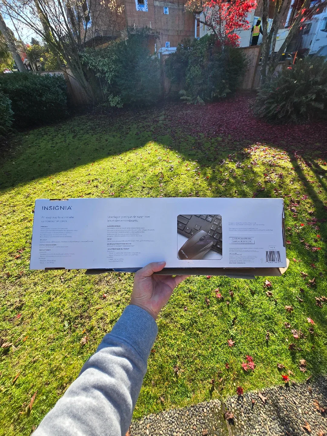 Insignia Wireless Keyboard & Mouse Combo - New image indicator(2)