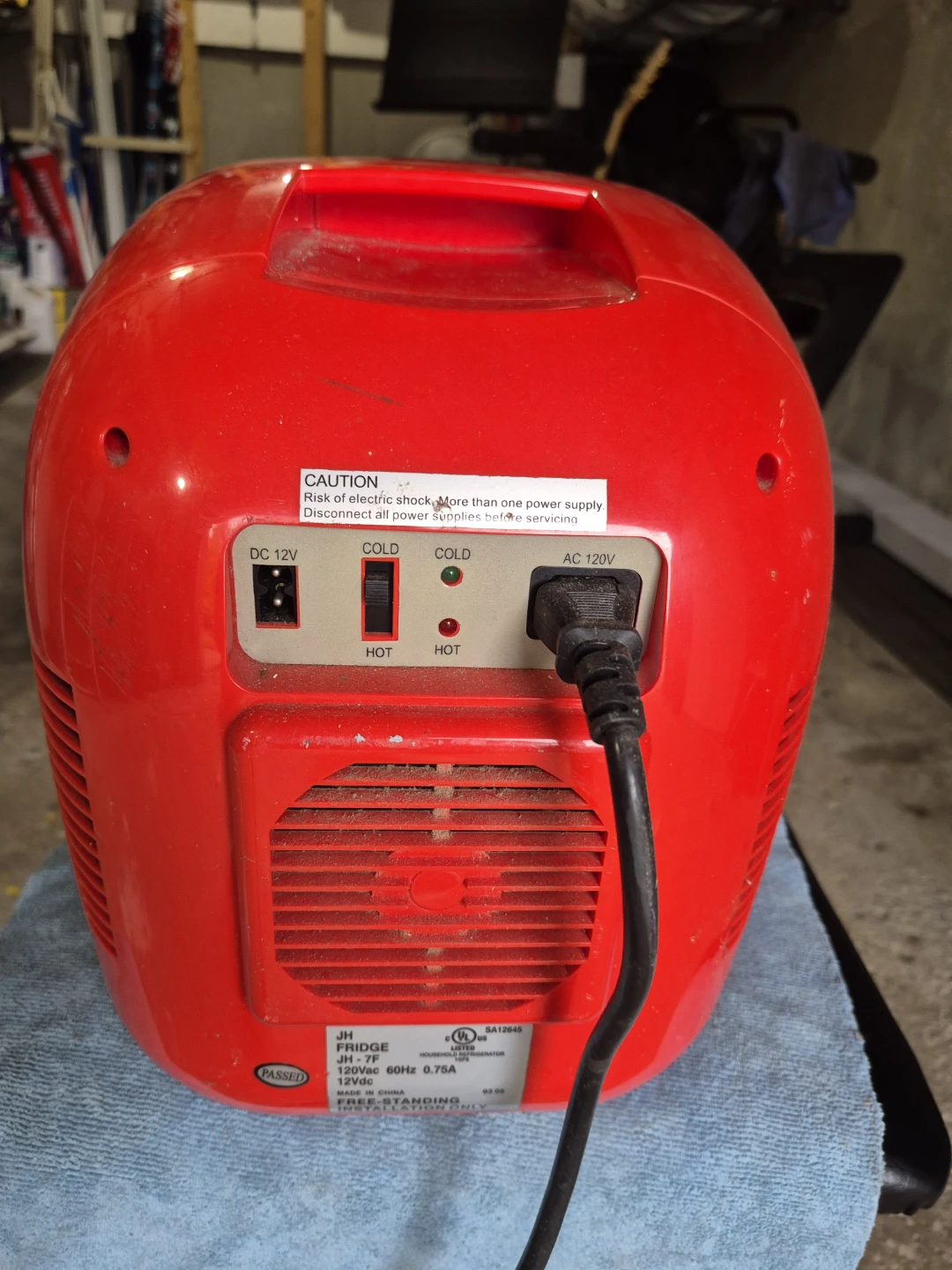 Coca-Cola Mini Fridge - Red - photo 3