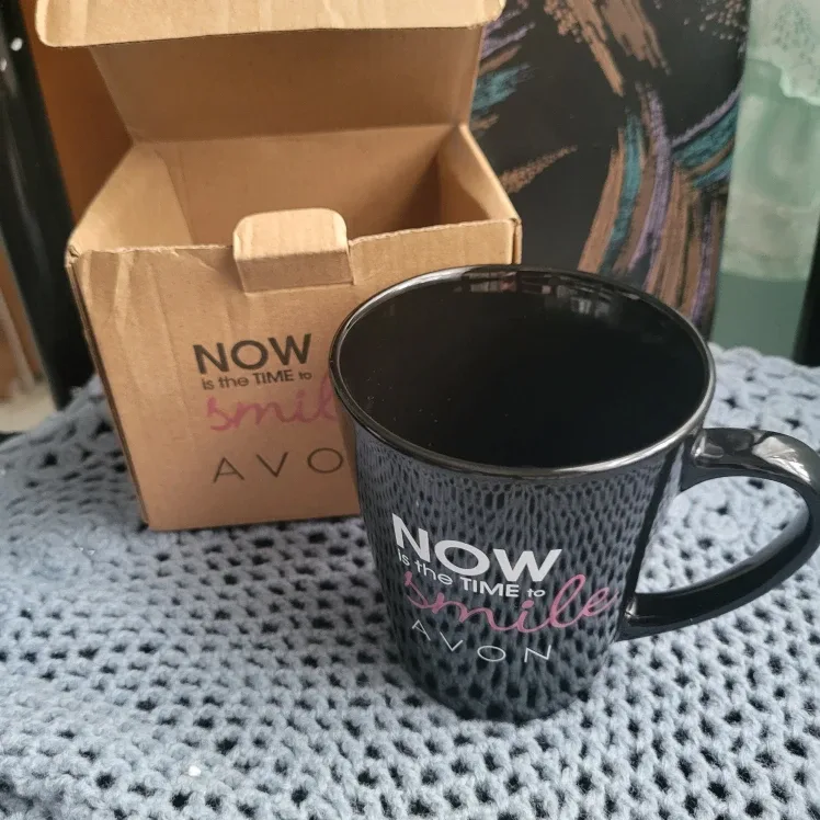 Avon 'Now is the Time to Smile' Mug - 12oz