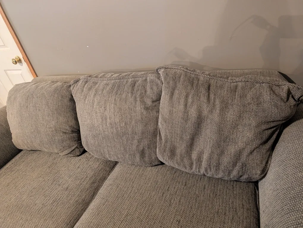 Birchwood 3 Seater Couch image indicator(3)